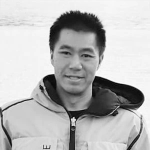 headshot of Kelvin Mui